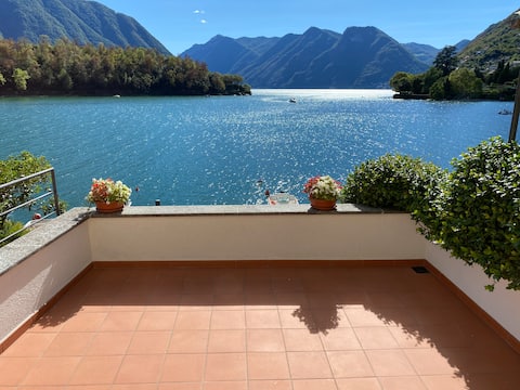 Top performing Airbnb: House on the lake facing Comacina Island in Tremezzina