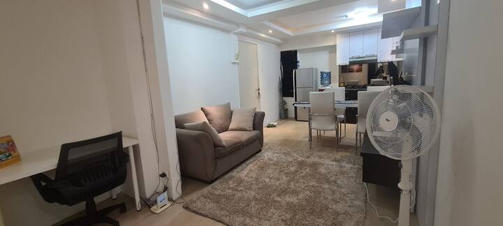 Cozy 3 Bedroom Apartment In Kalibata City Residence - Cawang