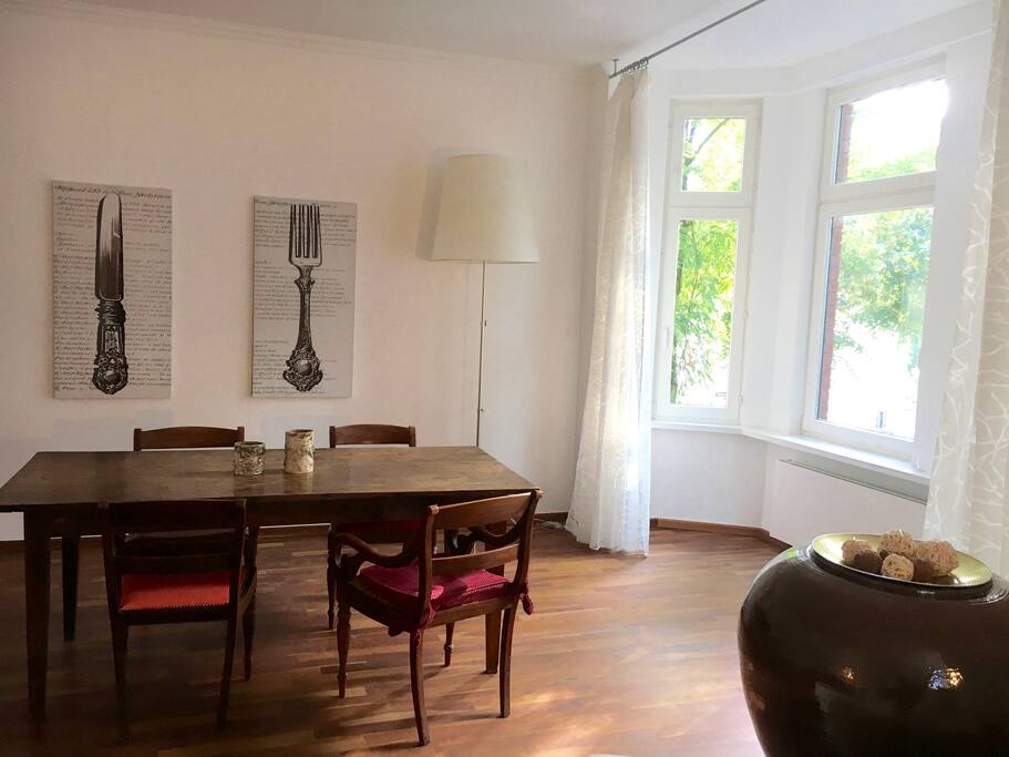 Wohn-/Esszimmer