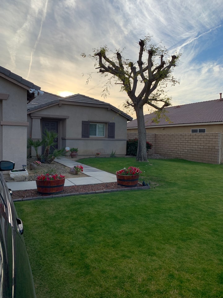 2 Miles to festival, 4 bedroom 2 bath home. Houses for Rent in