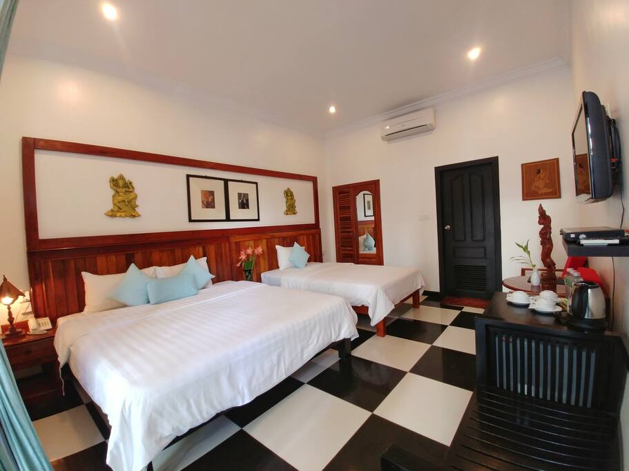 Triple Room