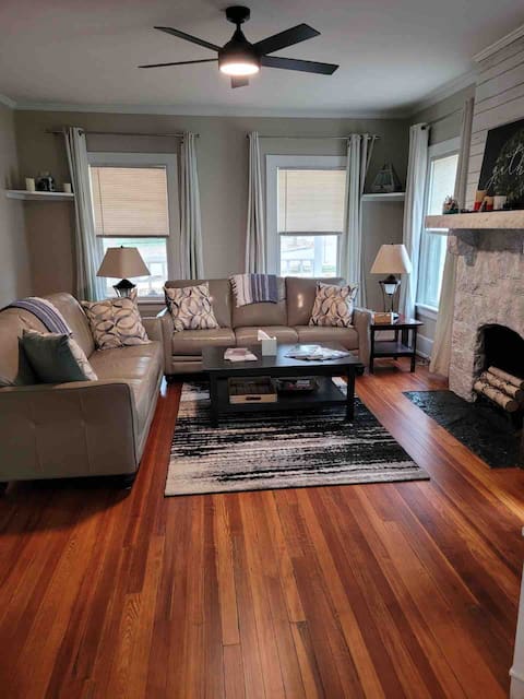 Popular Airbnb listing: Fletcher Entire House in Historic Glenwood Brooklyn