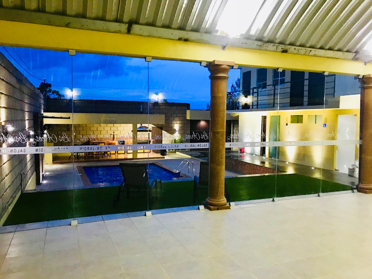 4BR Villa in Ixmiquilpan — 4 bedroom vacation rental in Ixmiquilpan