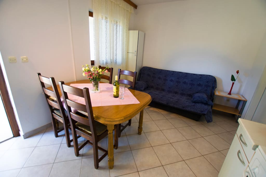 Kitchen/living room