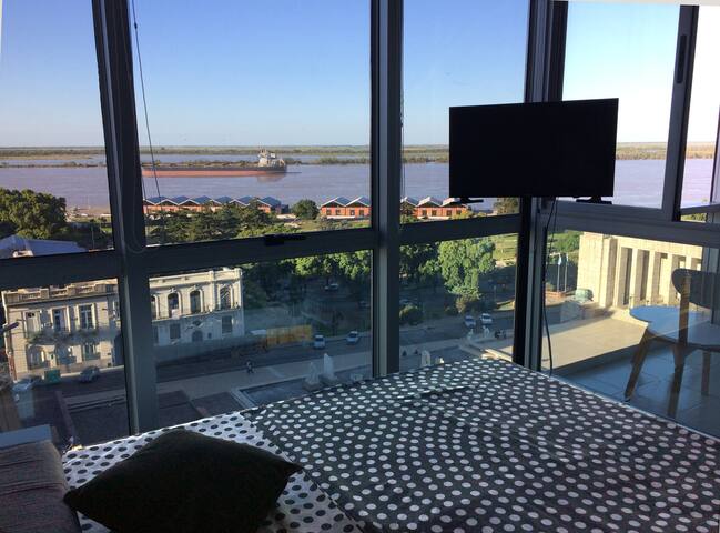 EXCELENTE LOFT con vista panorámica al Río Paraná