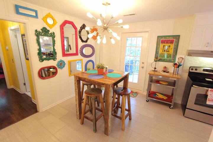 Music City Retreat just minutes away from Broadway gallery image 5