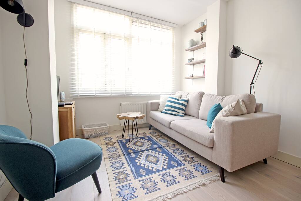 The apartment is very bright and has a great atmosphere