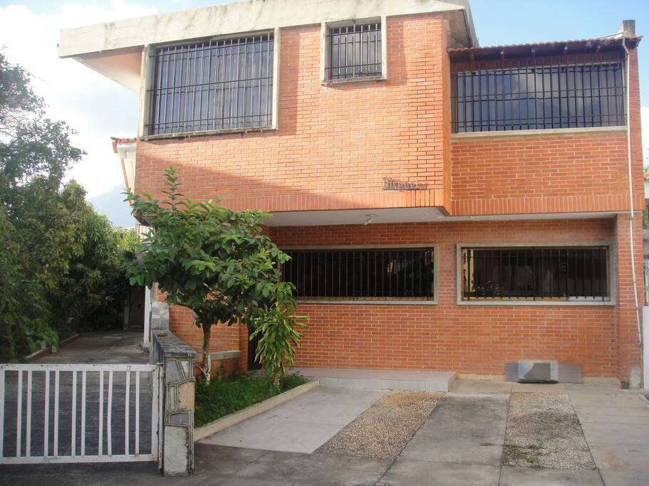 FACHADA PRINCIPAL