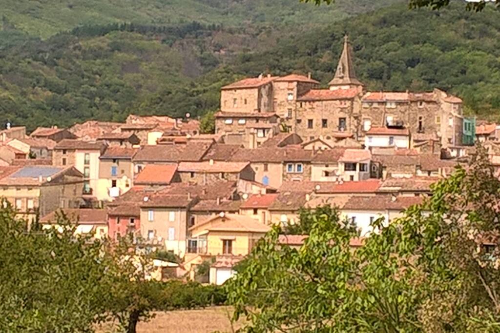 Historic village, 45 minutes drive from the coastal beach, local river beach 10 minute walk, beautiful cycle paths through the valley, lakes and waterfalls.