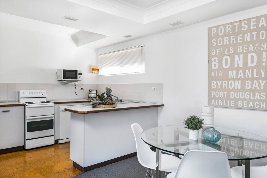 Kitchen/Dining