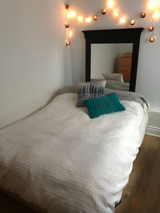 Chambre, lit double