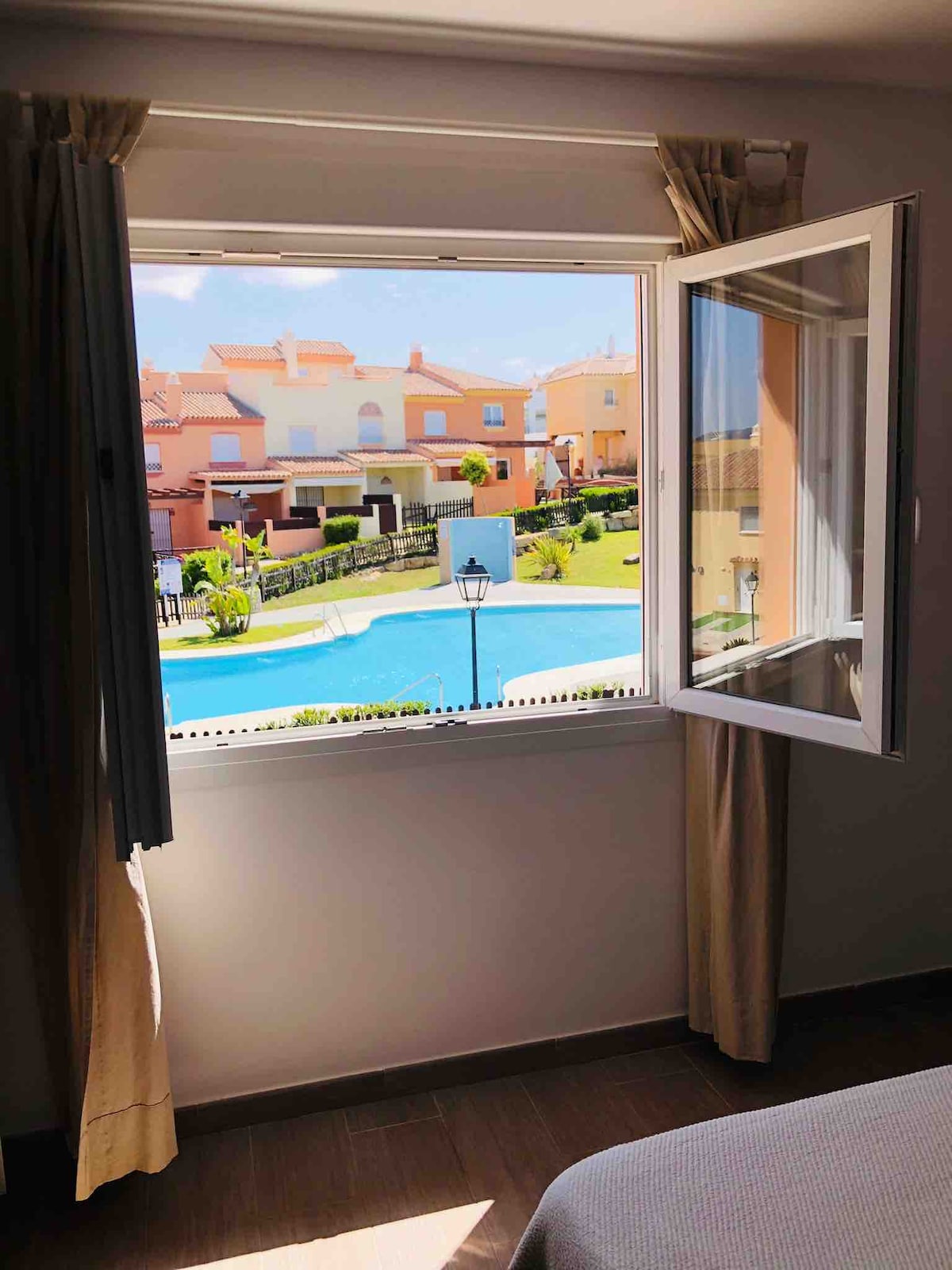 غرفة نوم مزدوجة