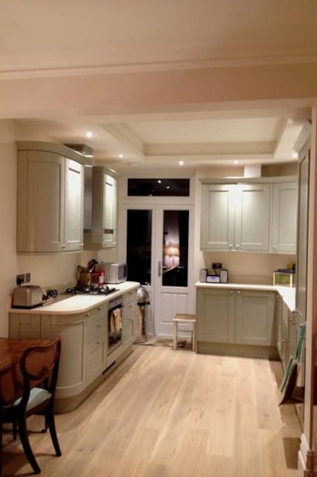 Brand new fitted kitchen with integrated Neff appliances & belfast sink