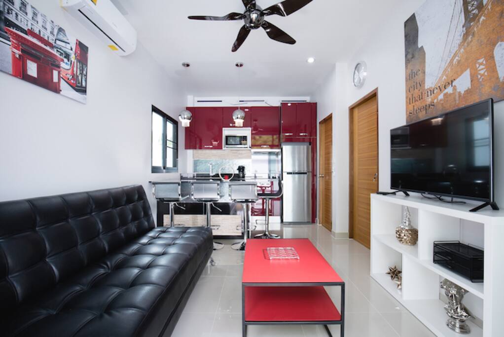 Well equipped Living Area