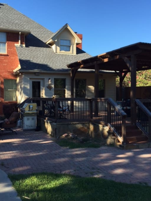 Patio / Pergola