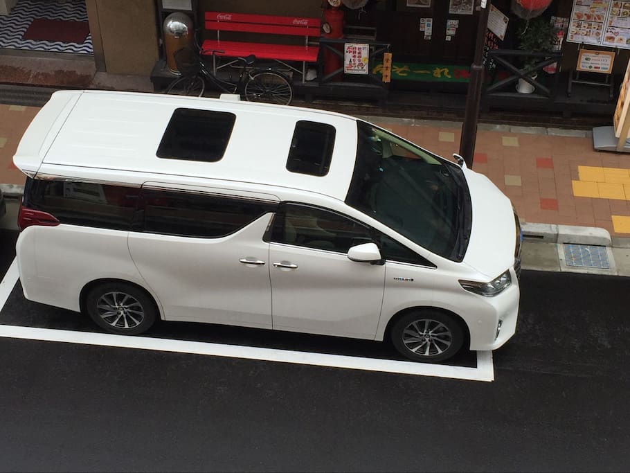 Airport transfer is 8-seat car rental services to meet the service trip to Tokyo Narita 15,000 yen, 10,000 yen Haneda Airport, following a day in the car. 提供机场接送8座位的出租包车服务 迎接服务东京成田机场一趟15000日币,羽田机场10000日币,全天包车承接中。