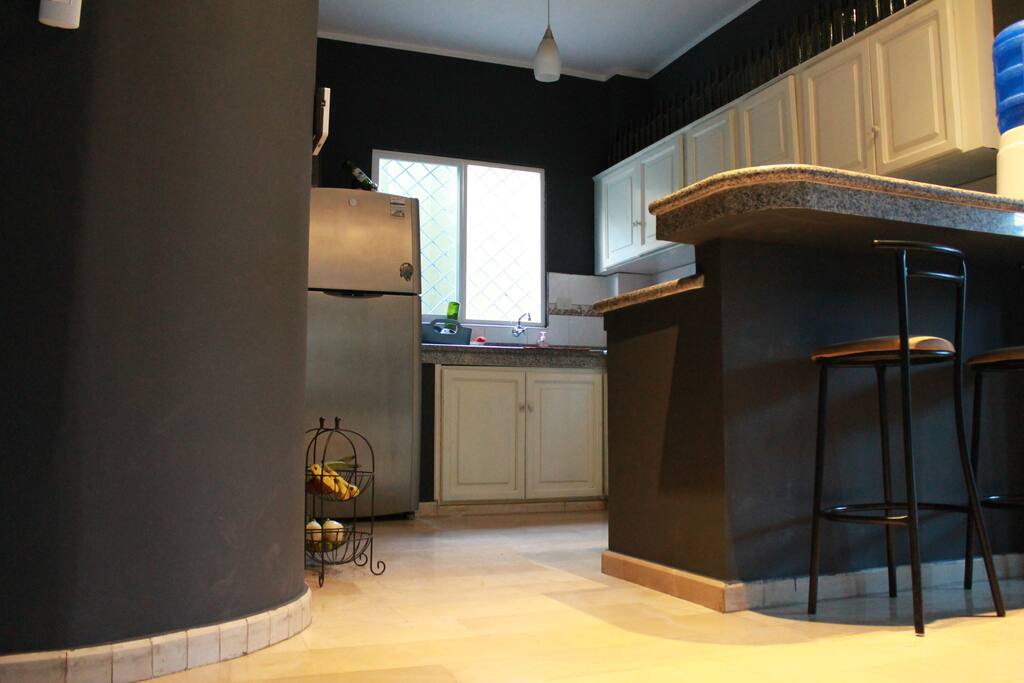 Kitchen (2)