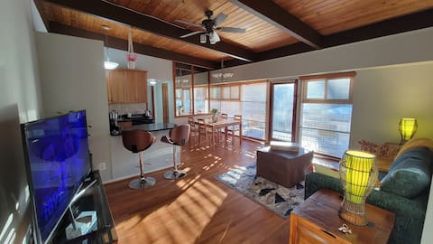 Entire one bedroom apartment for rent, 4 sleeper