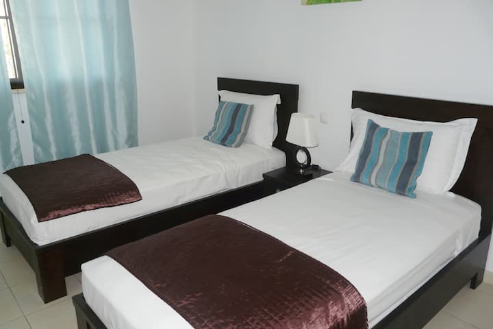 غرفة النوم 3 في الطابق السفلي