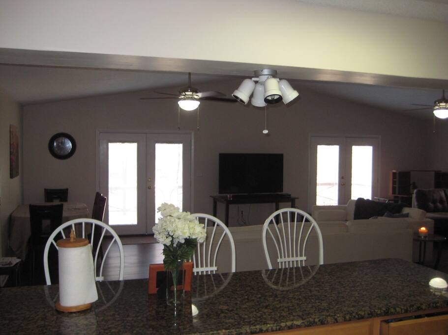 breakfast bar for 4
