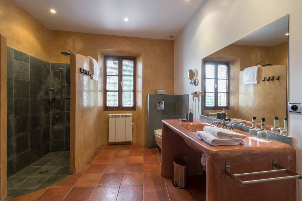Salle de bain chambre 3
