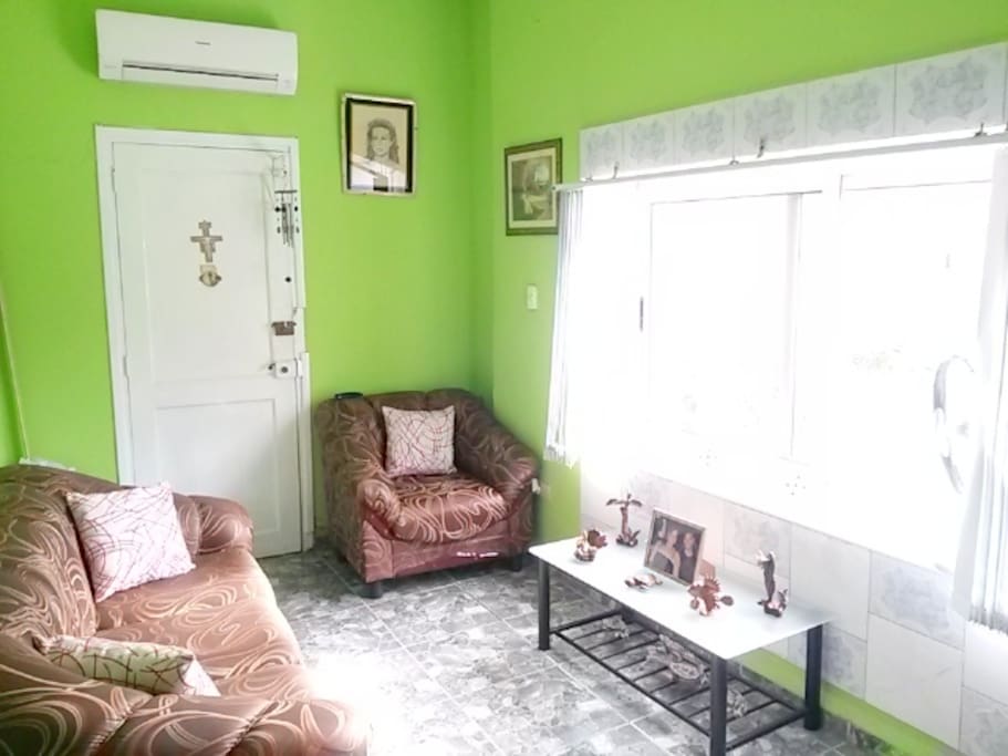 A/C living room.