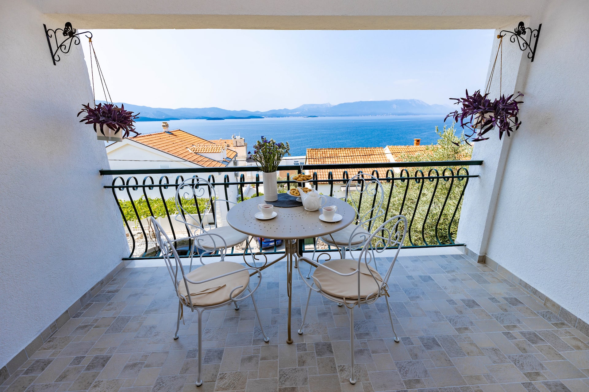 villa Ema1 sea view terrace garden sunbes parking