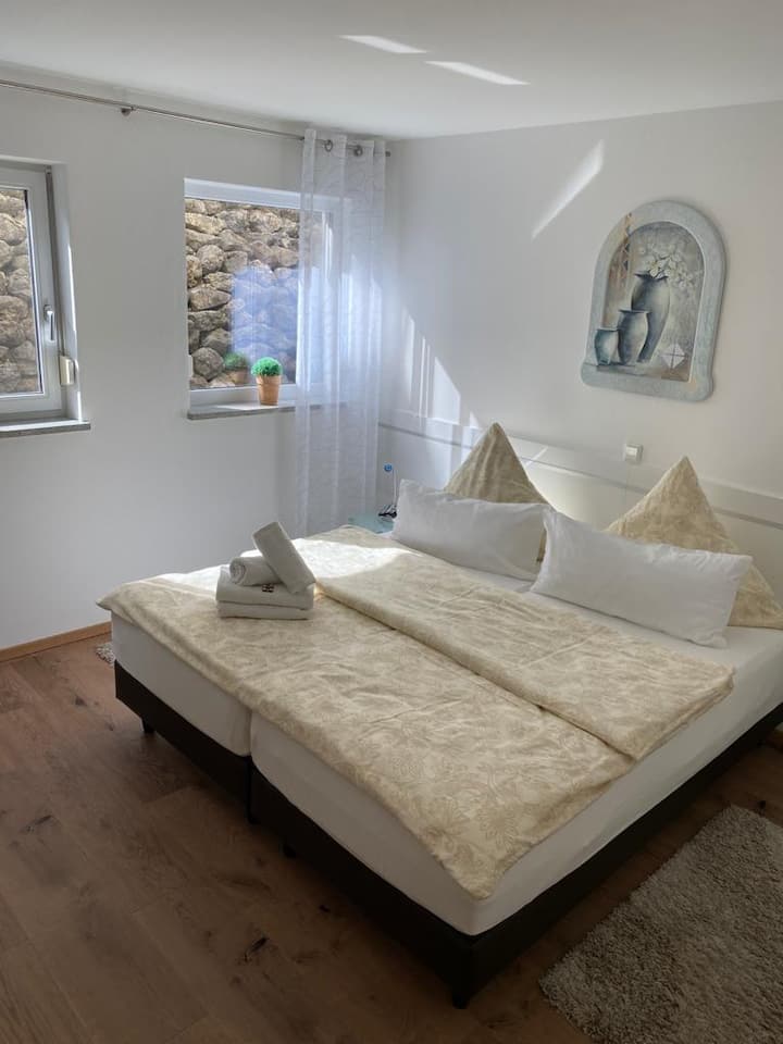 Dormitorio con somier