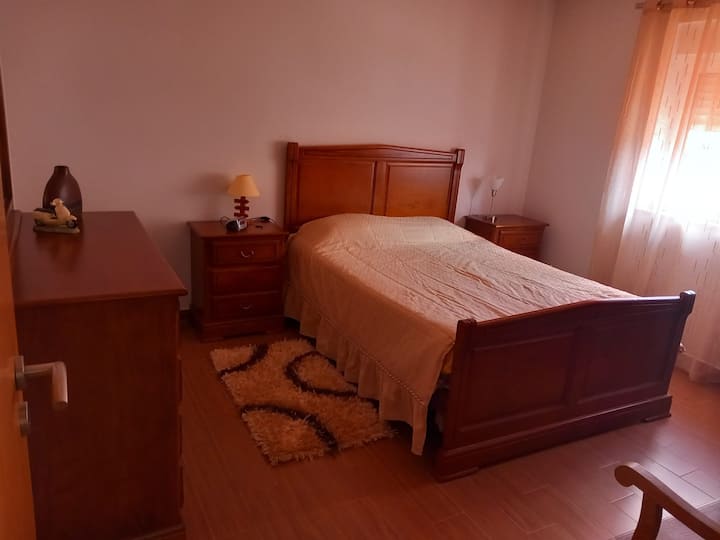 საძინებელი 1