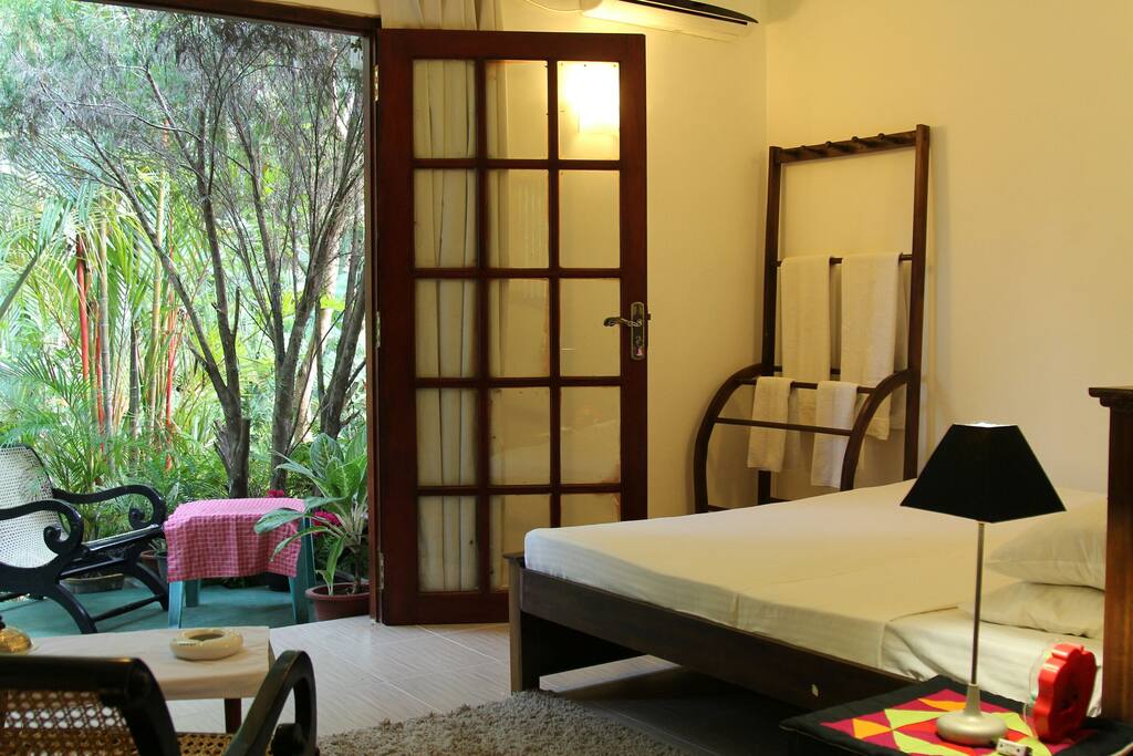 Holiday Rooms