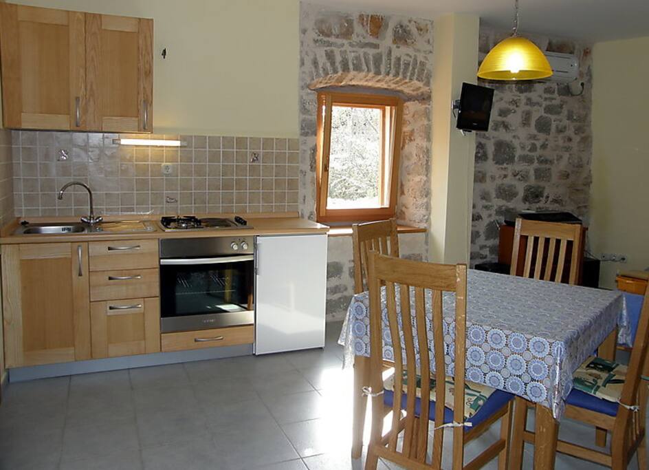 Kitchen, 1st floor