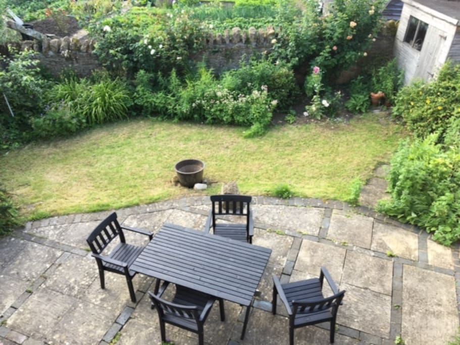 Back private garden