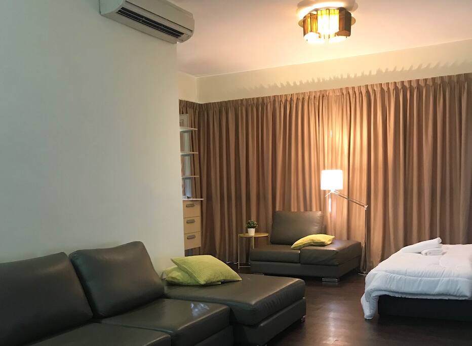 THE SUITE