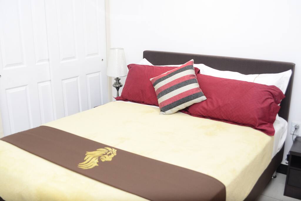 Guest bedroom