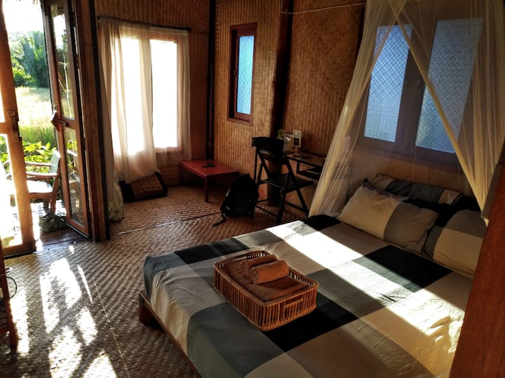 Simple and comfortable.