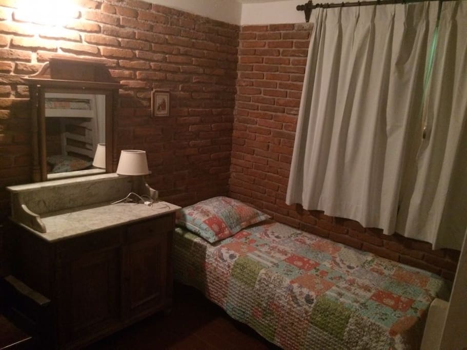 Dormitario con cama marinera (2 personas)