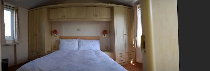 ห้องนอนใหญ่