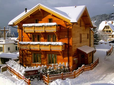 Chalet Balthazar 3 - Central Villars, Garden ★★★★★