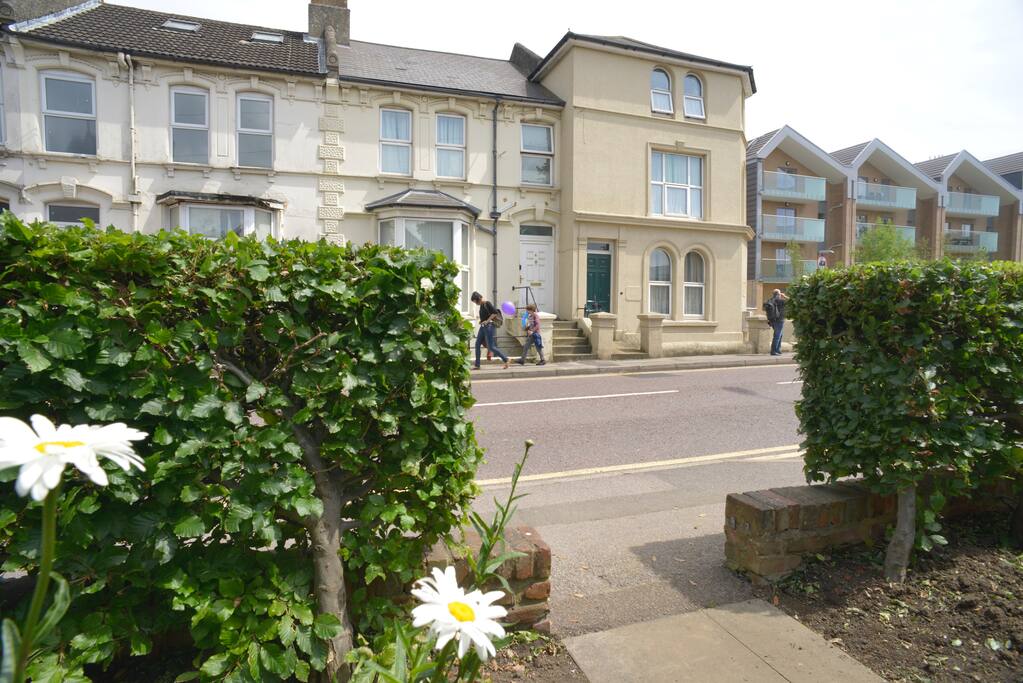 Front entrance via steps from Canterbury Road.