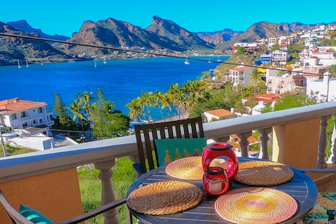 Blue Bay Beach House -Tropical Paradise!