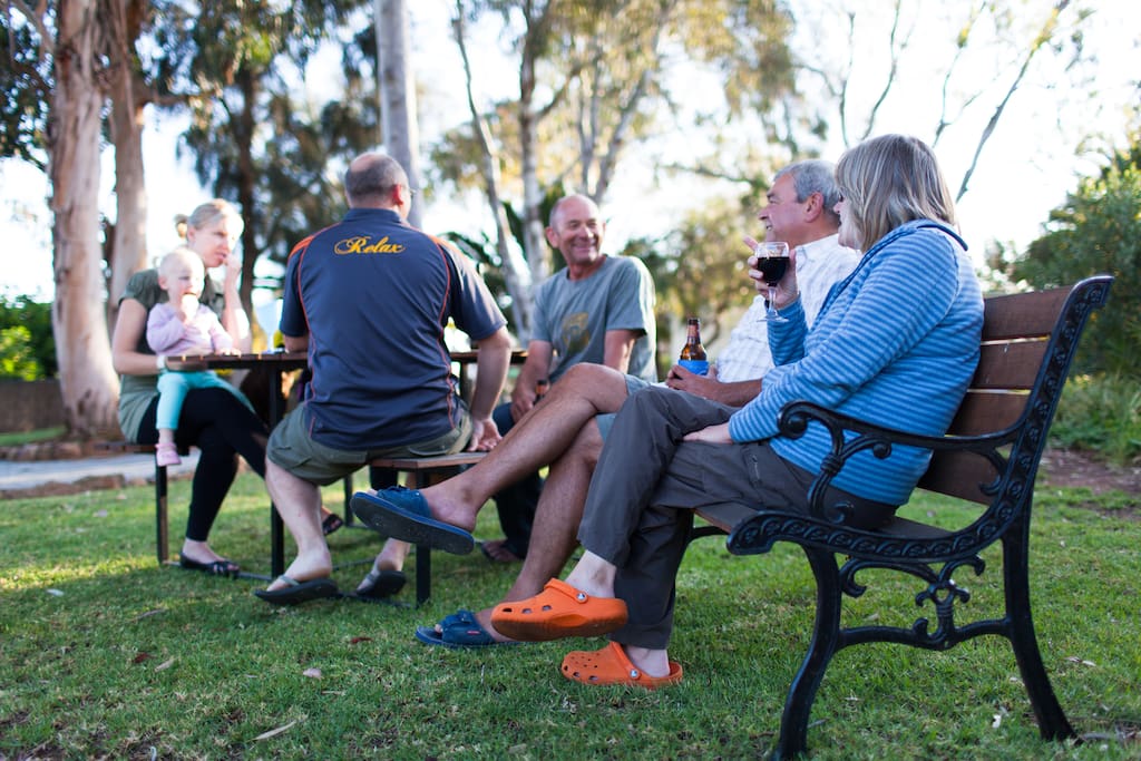 Relaxing gardens to socialize amongst