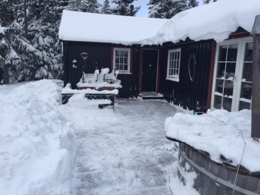 Ferdig skuffet veranda, det er mye snø her om vinteren