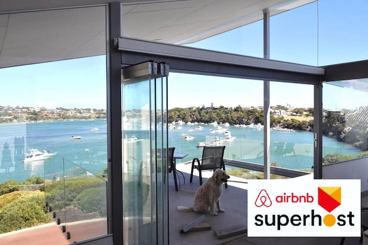 RIVER-FRONT ARCHITECT VILLA & 5 MIN WALK TO BEACH!