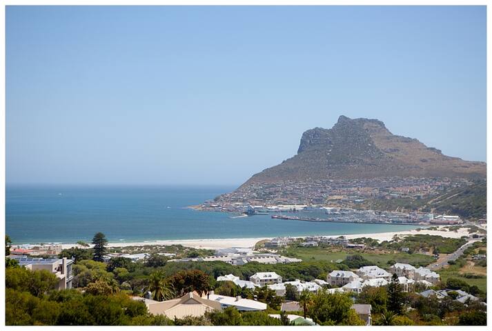 Atlantic Seaboard, Hout Bay, Cape Town, SA gallery image 2
