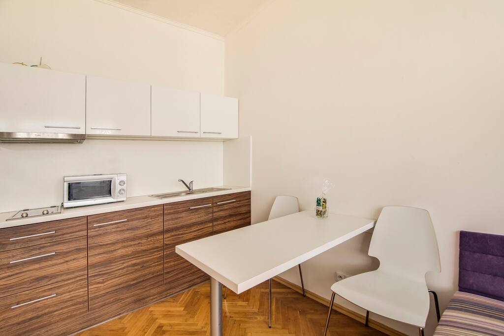 mini-kitchen