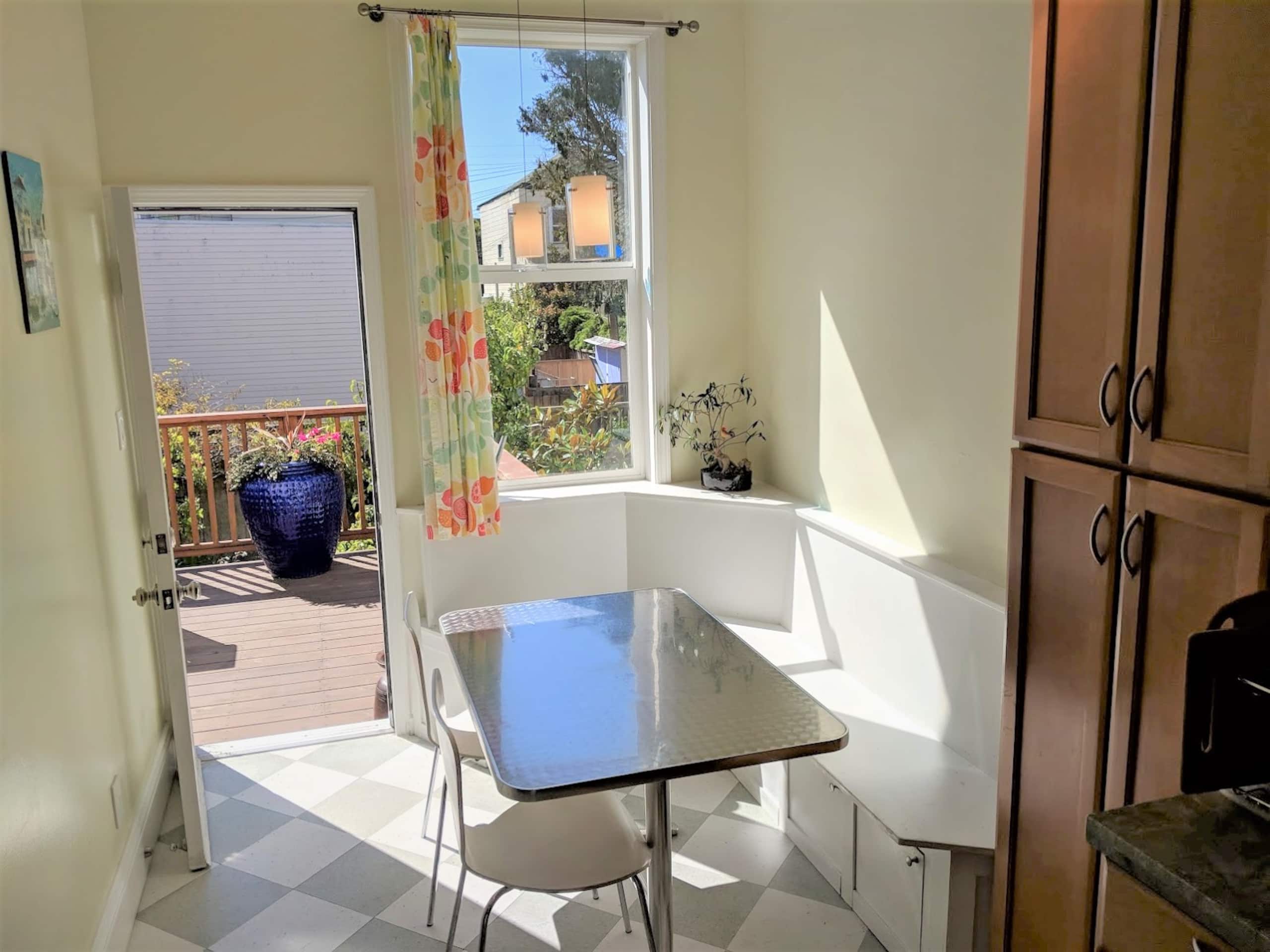 Home in San Francisco · ★4.98 · 4 bedrooms · 4 beds · 2.5 baths - Image 18