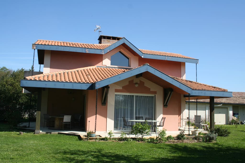 La Villa, autre vue.