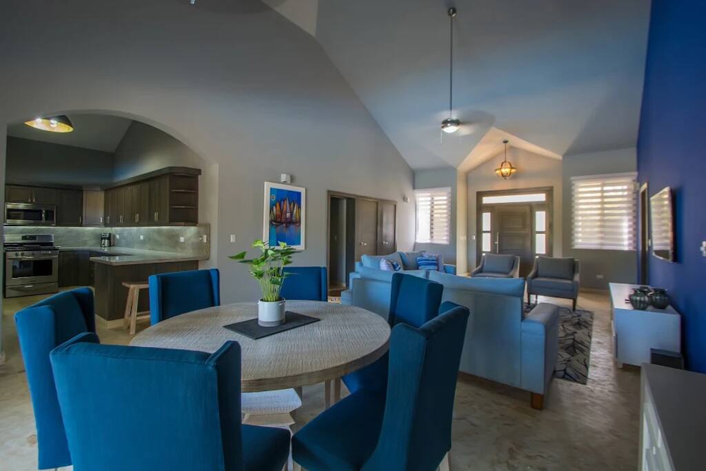 Large Dining room