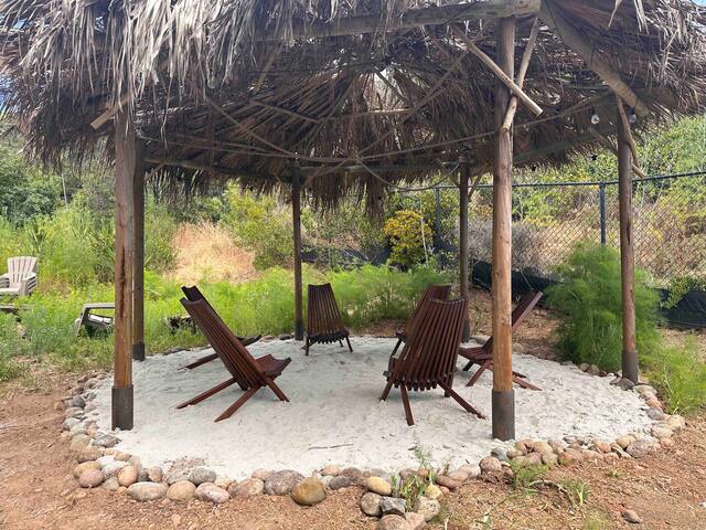 1-Acre Tropical Retreat, 3bd/3ba Pool, Beach, Yoga gallery image 3