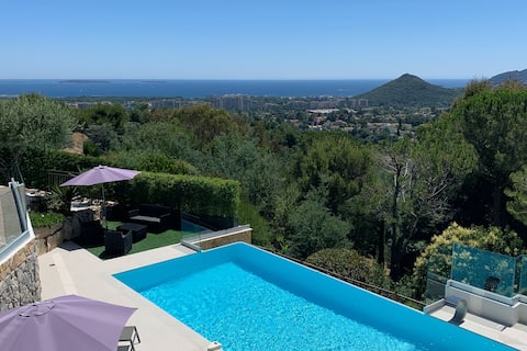 Top Airbnb: Large villa – heated pool – beautiful sea view à Mandelieu La Napoule